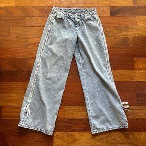 Light Wash Denim Jeans Size 7 / 28